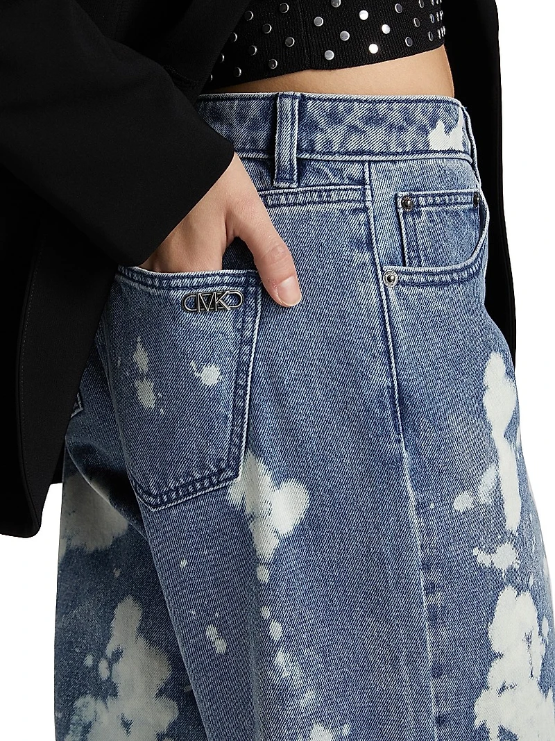 Relaxed Wide-Leg Jeans