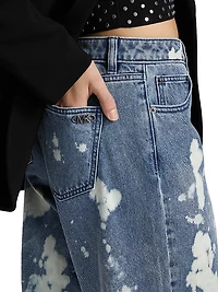 Relaxed Wide-Leg Jeans