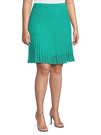 Plus Size Pleated A-Line Midi-Skirt