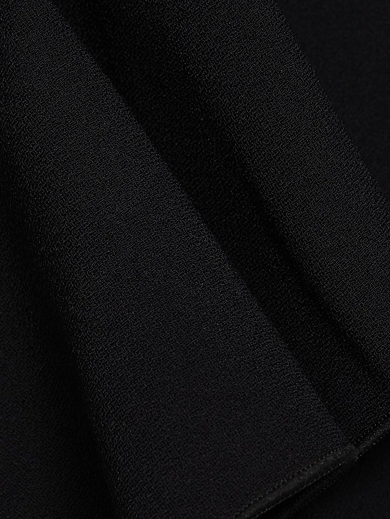 Normanhill Sculpted Maxi-Dress