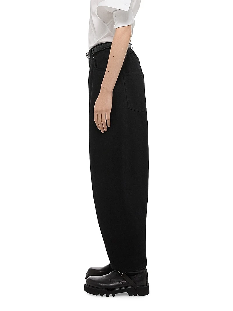 Cocoon Barrel-Leg Jeans