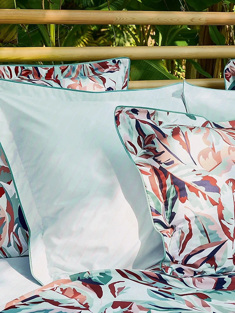 Postcard Sheets & Pillowcases Collection