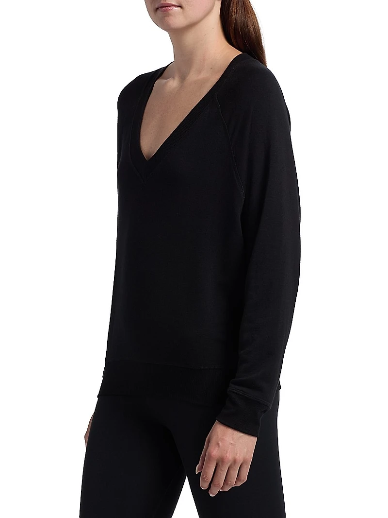Bennie Fleece V-Neck Sweatshirt