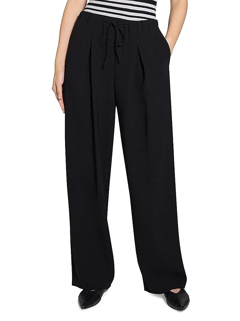 Pleated Crêpe Casual Pants