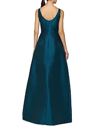 Giselle Floral Appliqué Sleeveless Gown