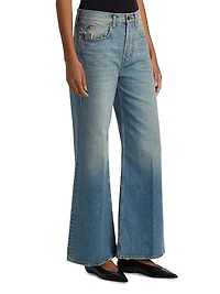 Lax Mid-Rise Wide-Leg Jeans