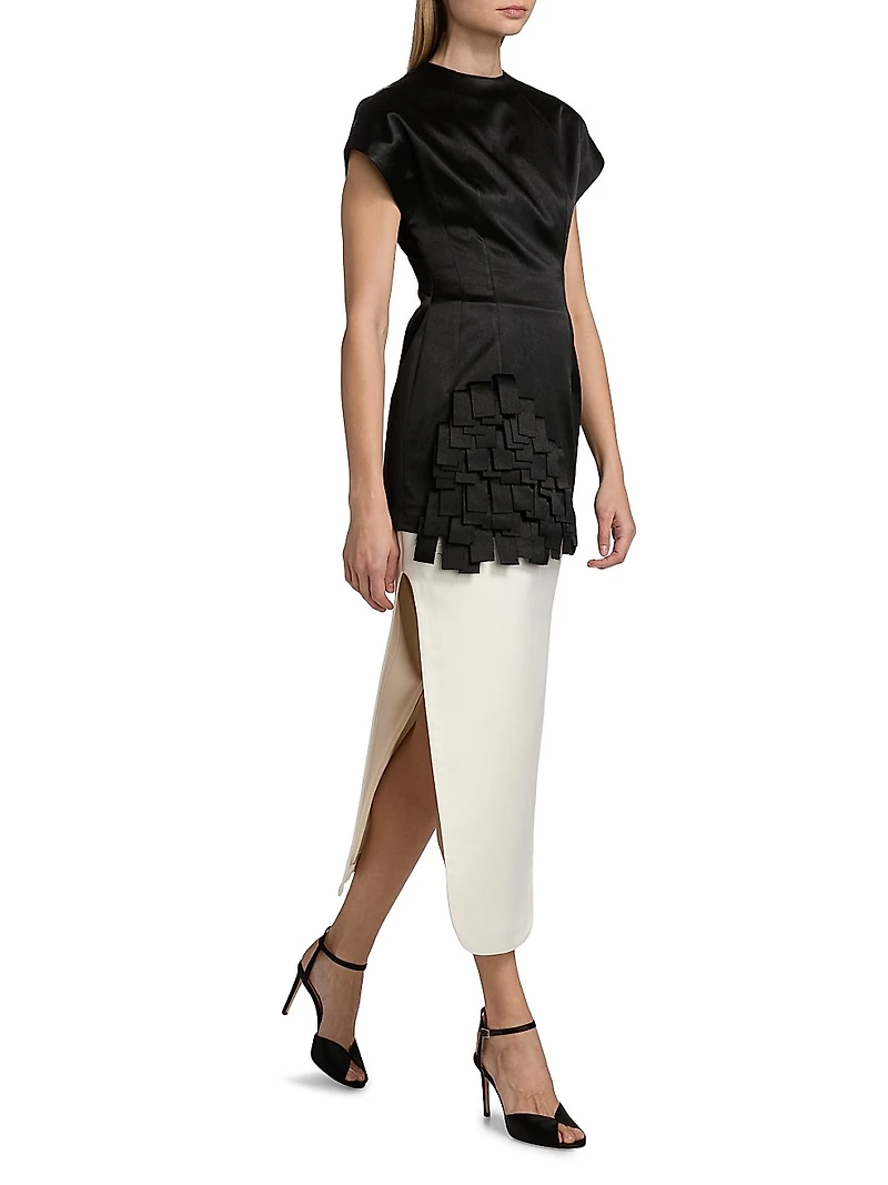 Curved Slit Midi-Skirt