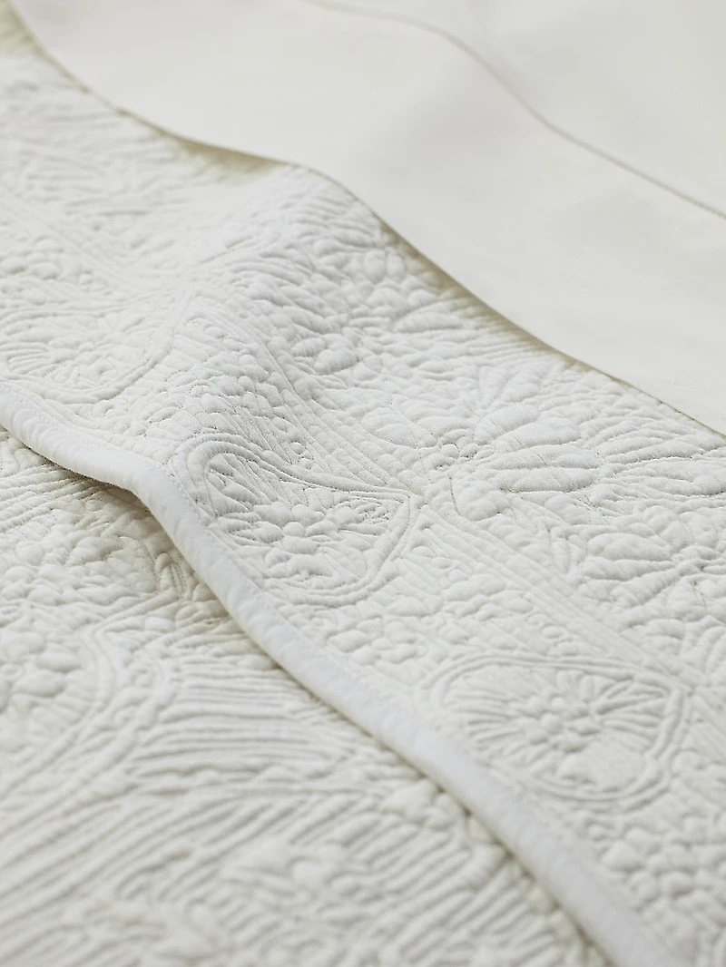 Carolyne Quilted Coverlet