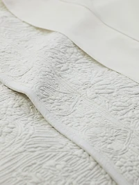 Carolyne Quilted Coverlet
