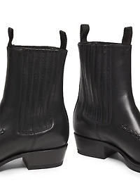 Agulla Leather Chelsea Boots