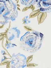 Cece Floral Embroidered Crop Top