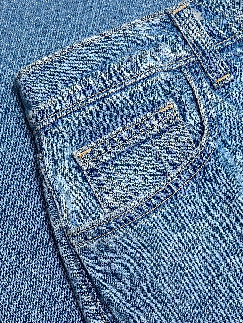 Alicent Sneaker High-Rise Wide-Leg Jeans