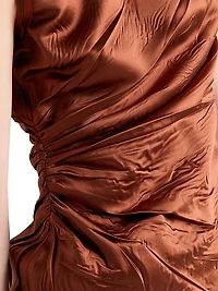 Old Duchesse Dress