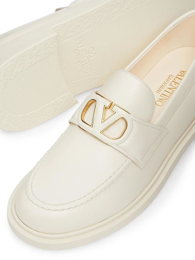 VLogo Signature Calfskin Loafers
