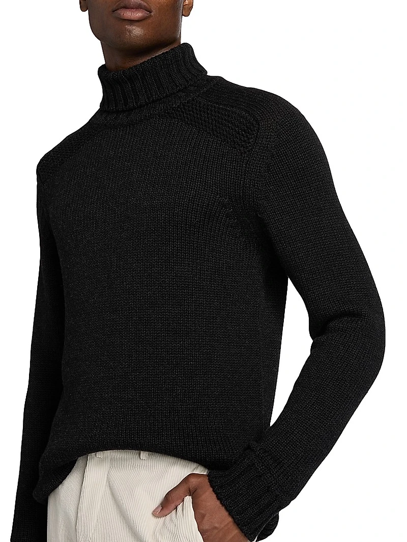 Chunky-Knit Wool Turtleneck
