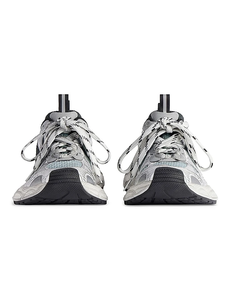 3XL Gradient Sneakers