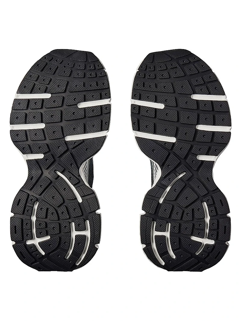 3XL Gradient Sneakers