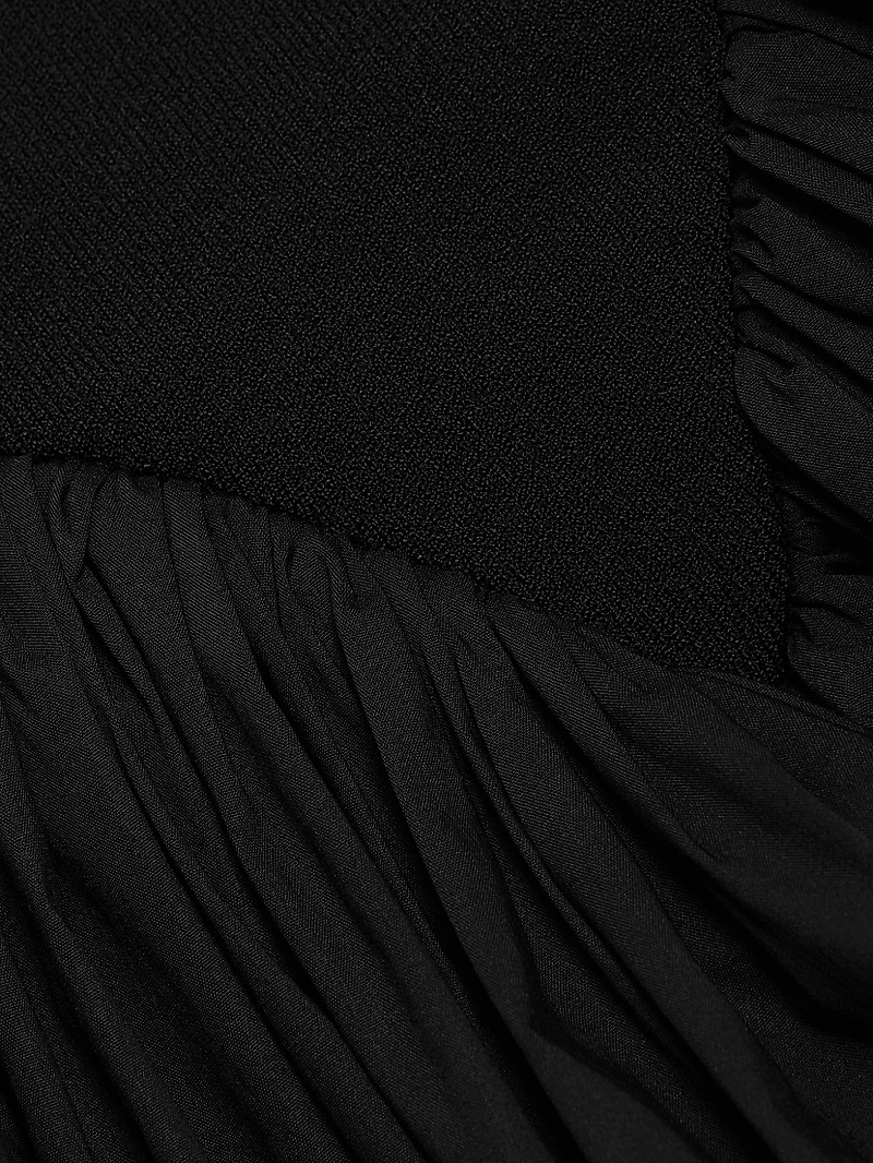 Sirinda V-Neck Pleated Dress