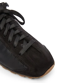 Les Tennis Logo-Tab Low-Top Sneakers