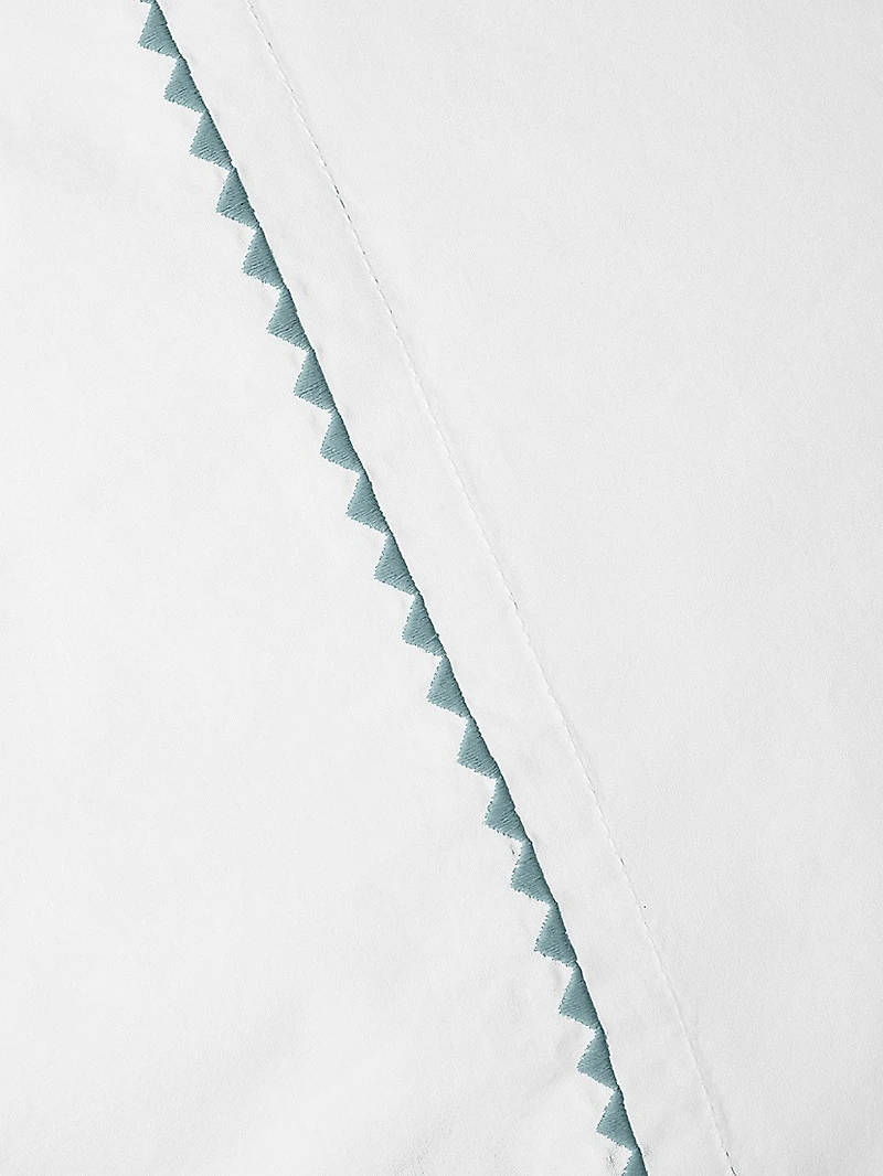 Trailing Embroidered Organic Sheet Set