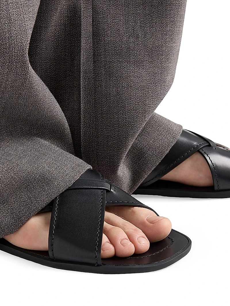Decò Leather Crisscross Sandals