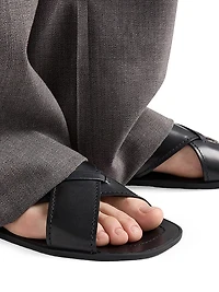 Decò Leather Crisscross Sandals