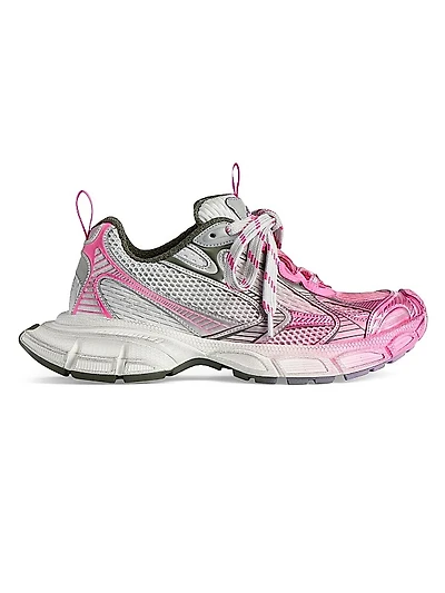 3XL Toe Spray Sneakers