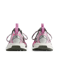 3XL Toe Spray Sneakers