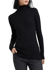 Lightweight Turtleneck Sweater