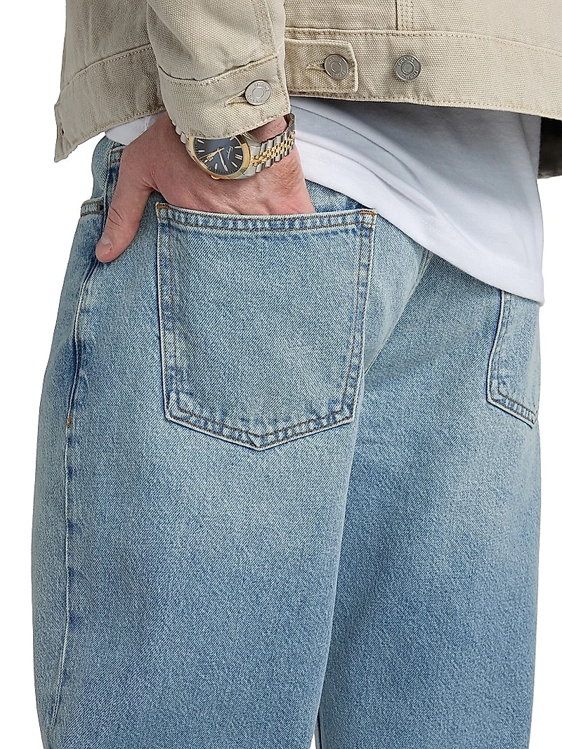Relaxed Straight-Leg Jeans