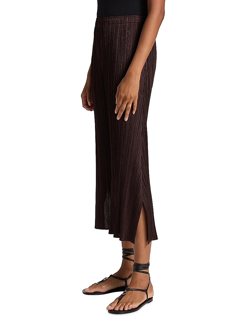 Monthly Colors: July Pleated Pants