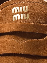 Ruches Suede Loafers