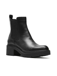 Axton Leather Chelsea Boots