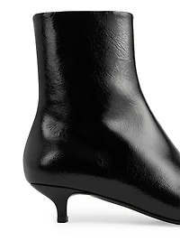 Slim Glossy Leather Ankle Boots