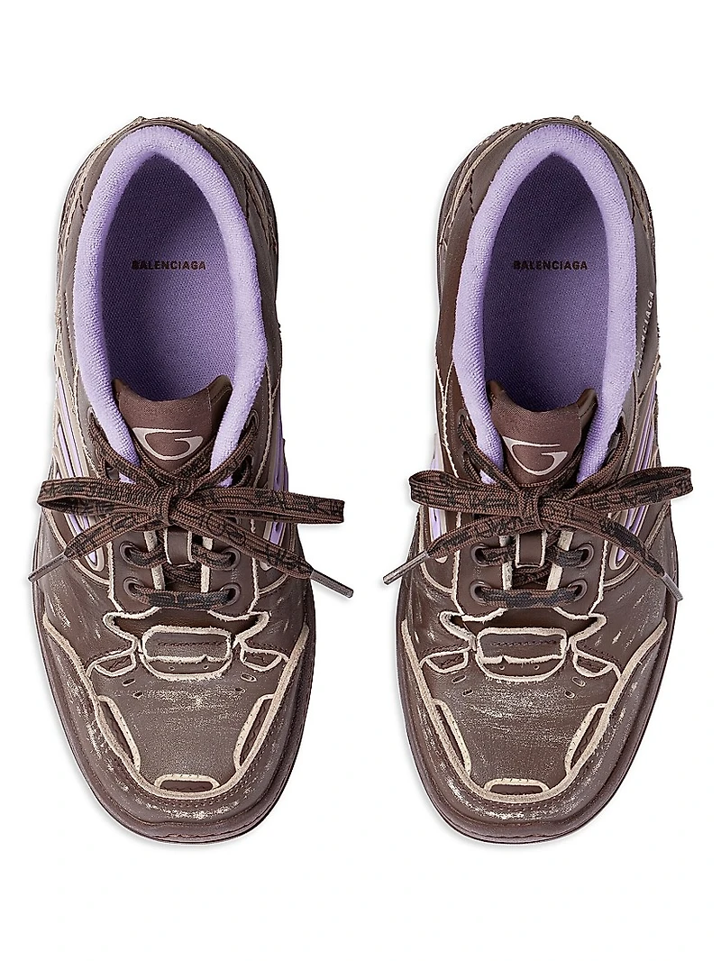Hamptons Medium Worn-Out Sneakers