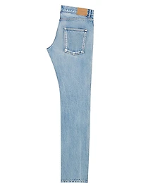 Low-Rise Jeans Beat Denim