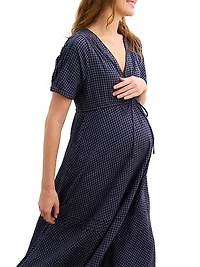 The V Neck Gingham Seersucker Maternity Dress