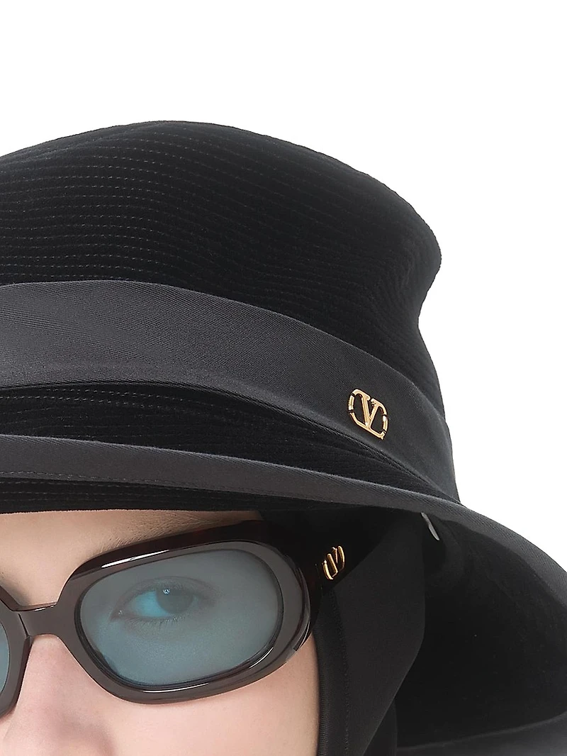 VLogo Signature Cotton Hat