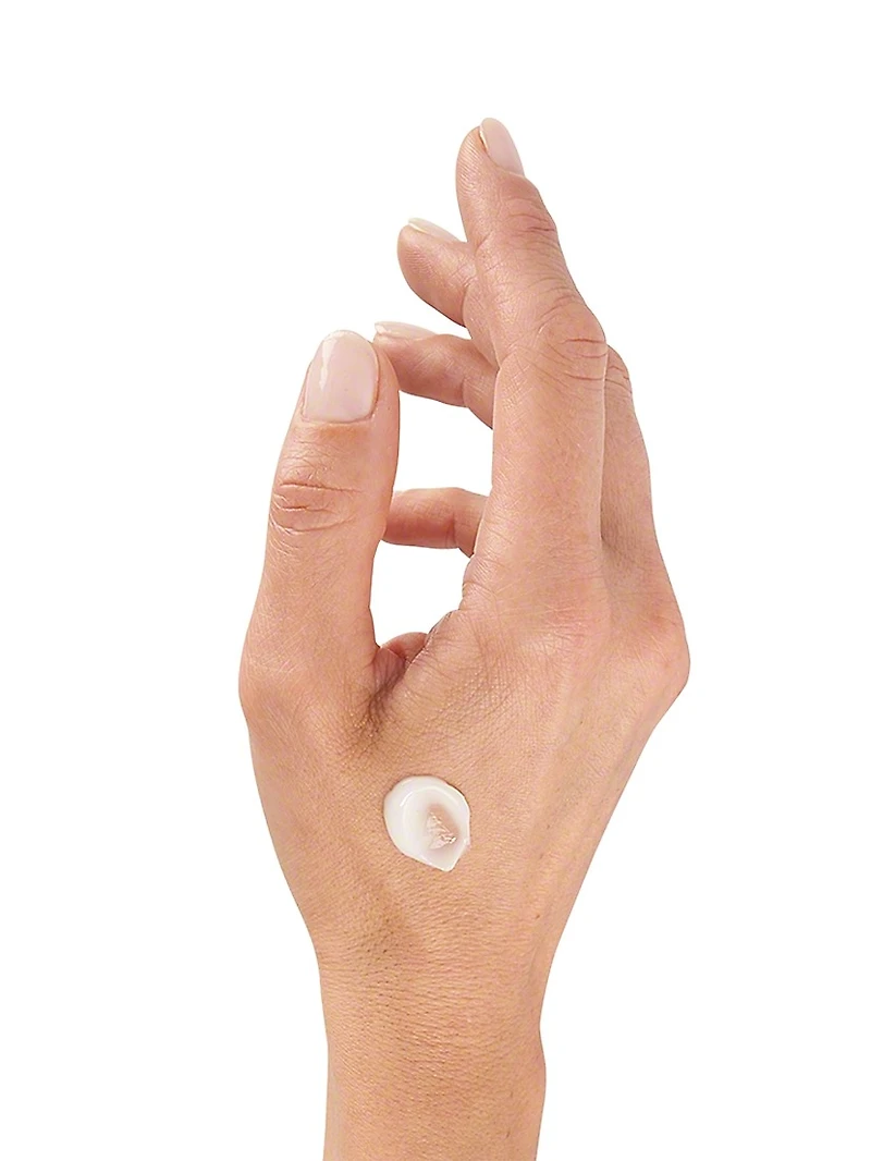 Moisturizing With A Cream Rich Thirst-Quenching