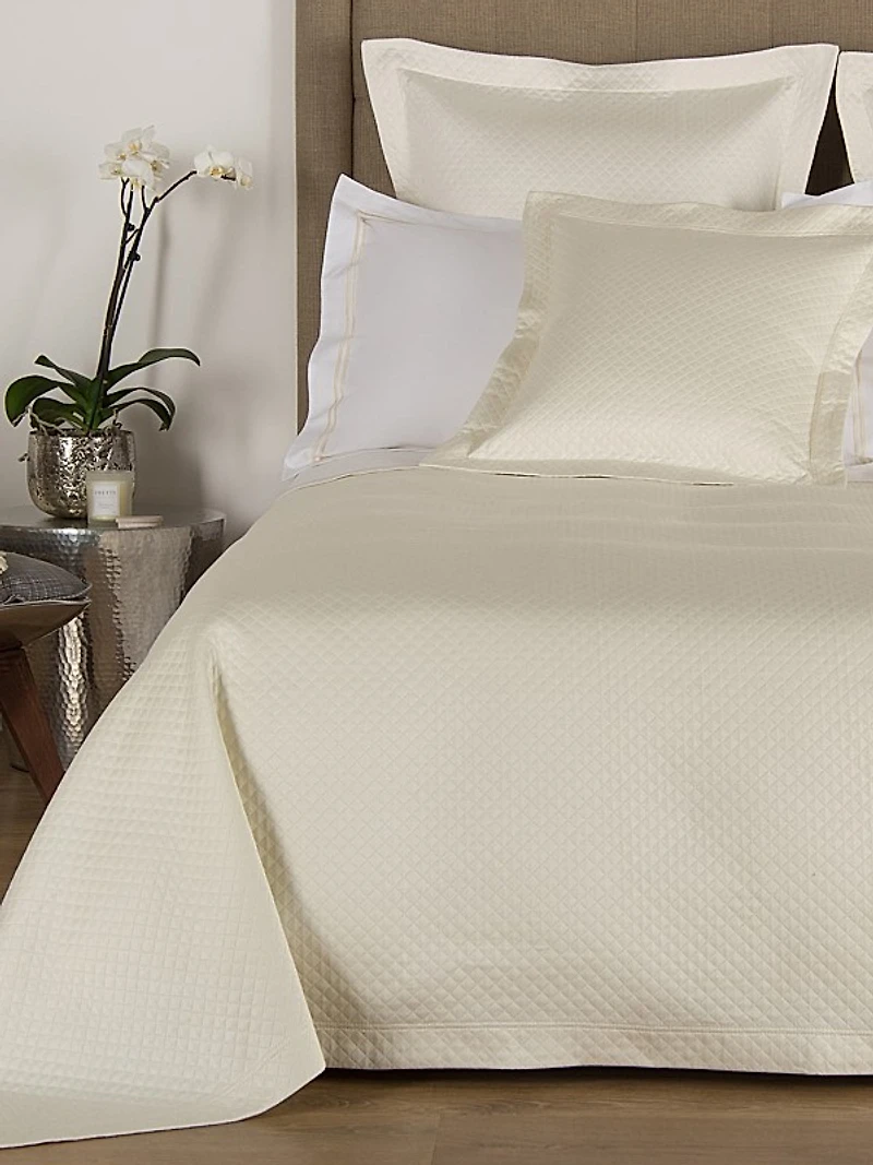 Hotel Melody Bedspread