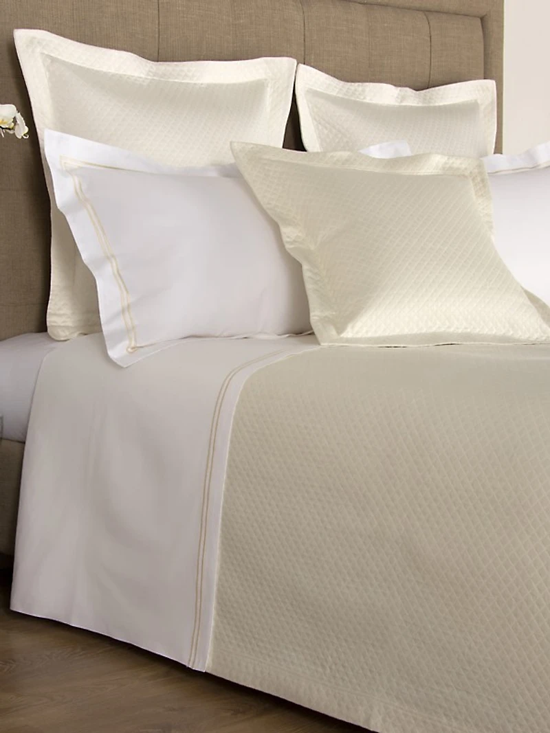 Hotel Melody Bedspread
