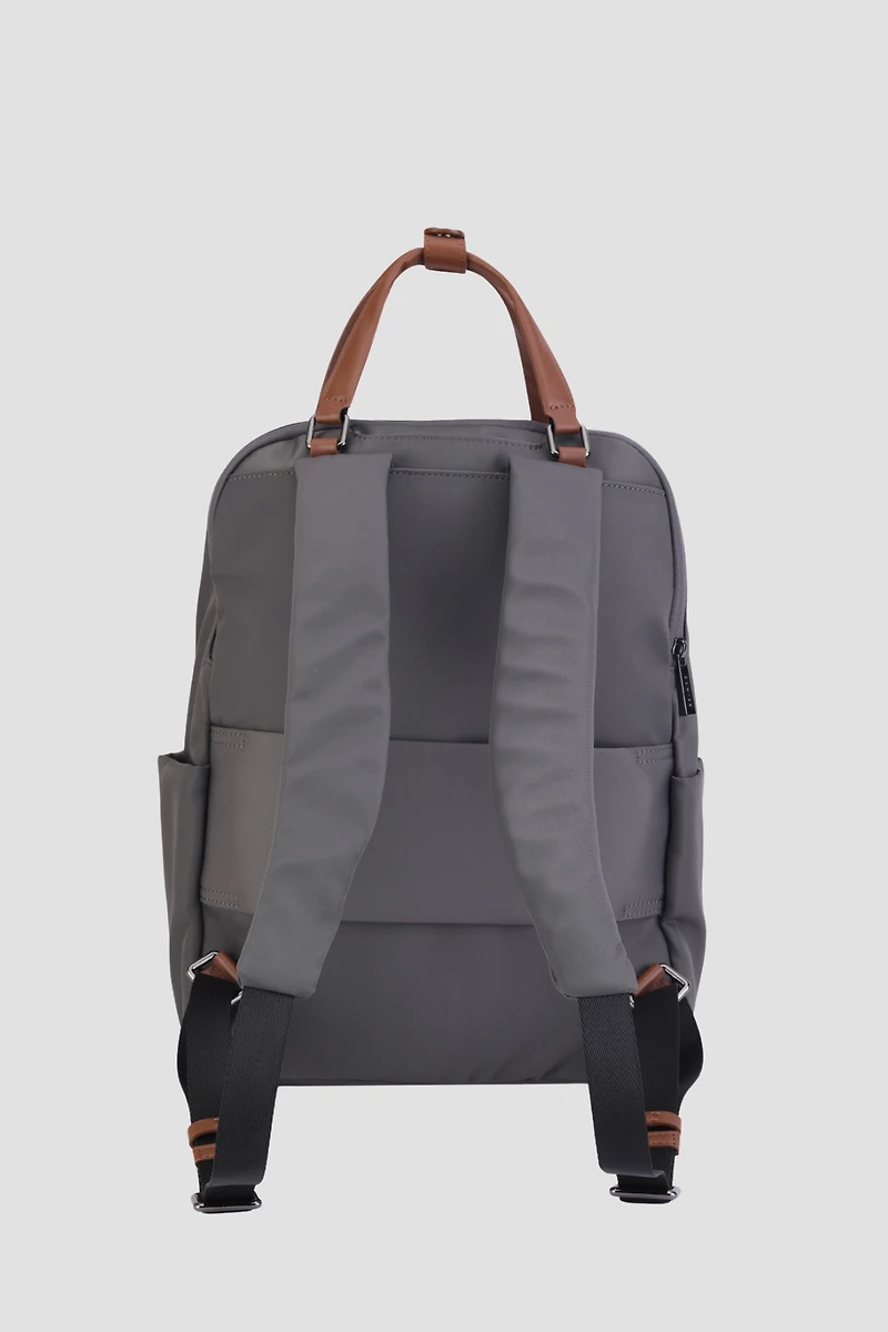 TRAVELPRO BACKPACK