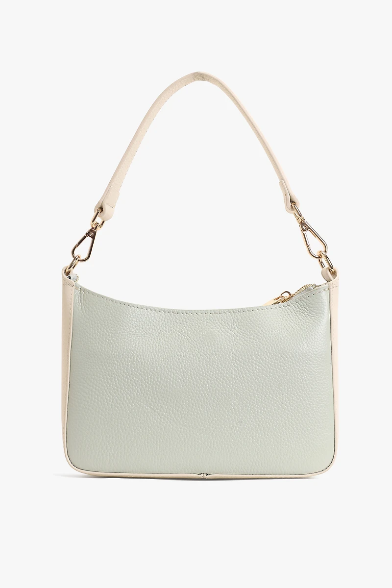 CLEO SMALL