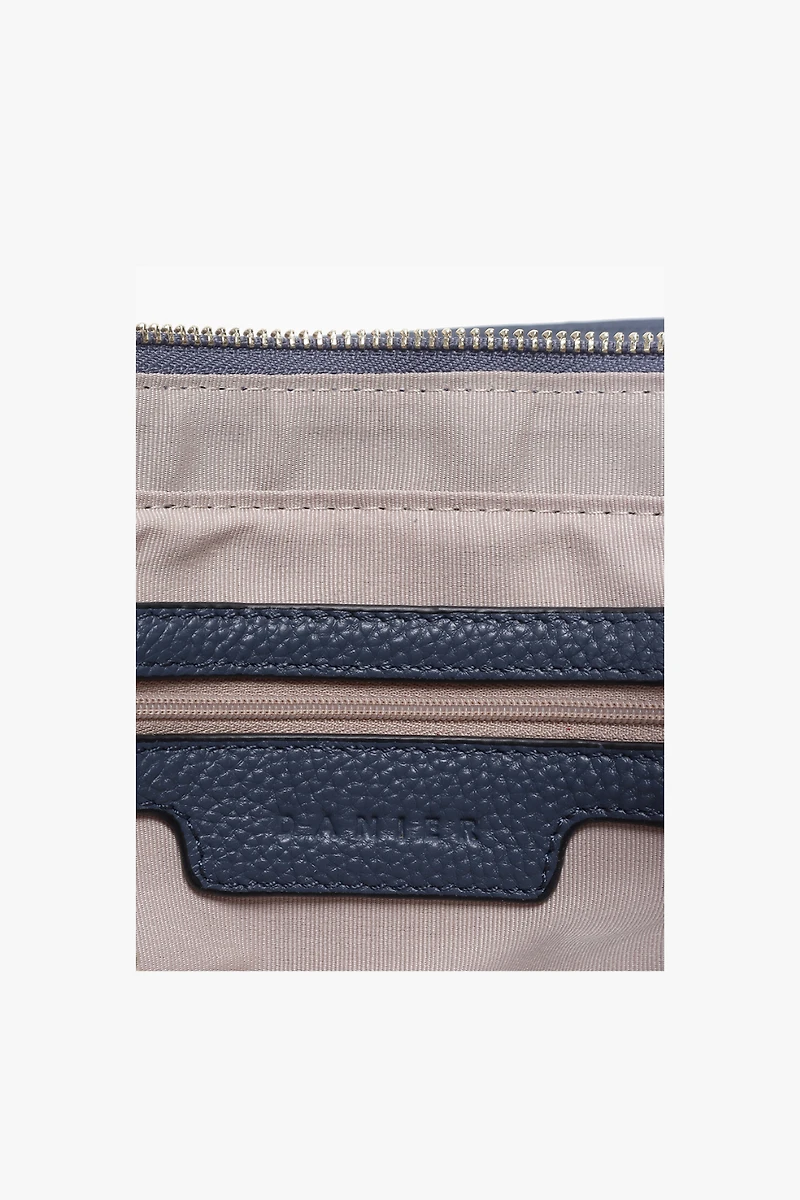 GWEN SATCHEL