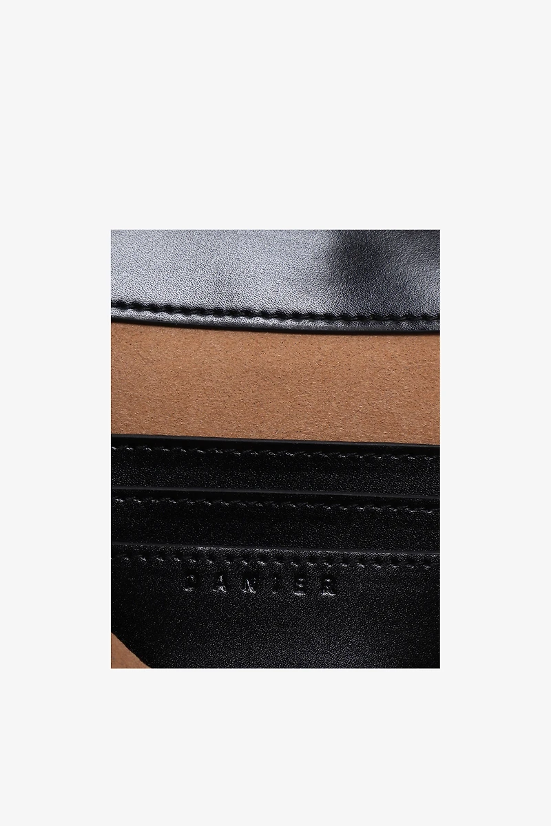 REINA SMALL CLUTCH