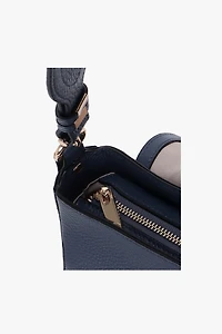 GWEN SATCHEL