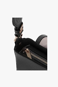 GWEN SATCHEL
