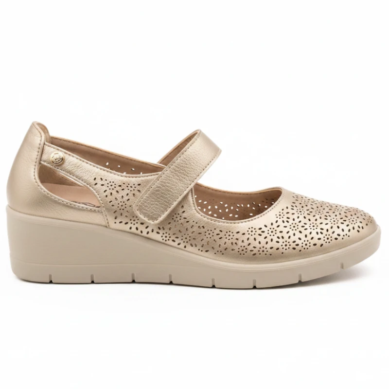 CORINTA Gold Faux Leather