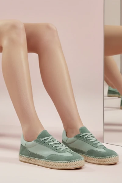 MACARENA LIS SNEAKERS
