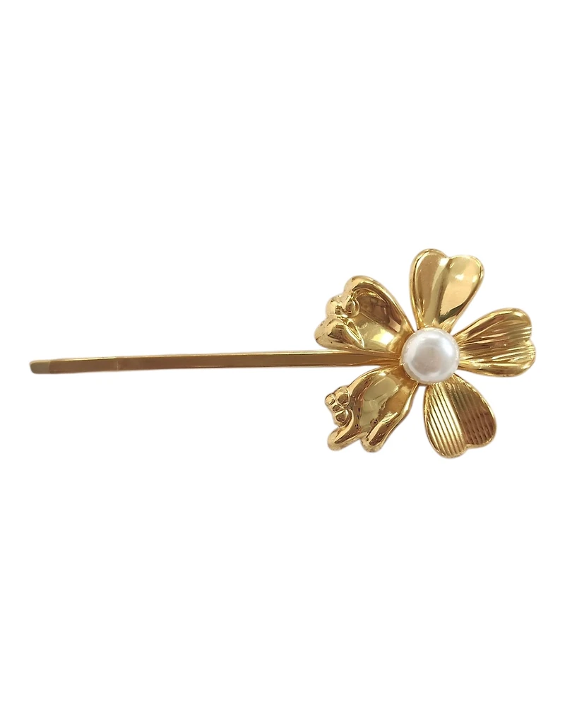 FLOWER PIN